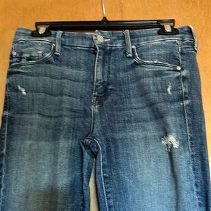 The Looker Crop Size 27